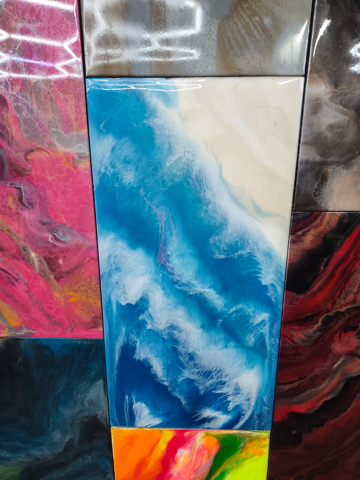 Blue and white decorative epoxy sample panel